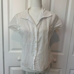 100% Cotton J Jill Butterfly Floral Embroidered Flowy Light White Button Top